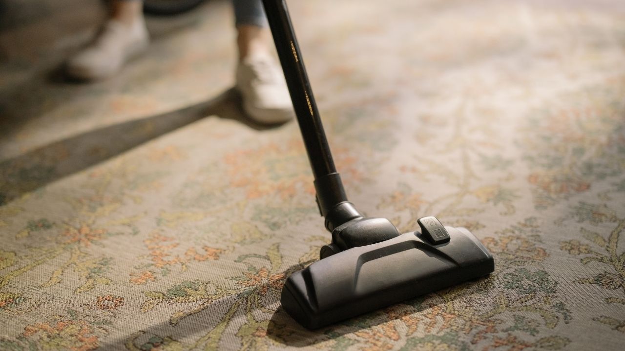 Basic Rules For Carpet Cleaning At Home